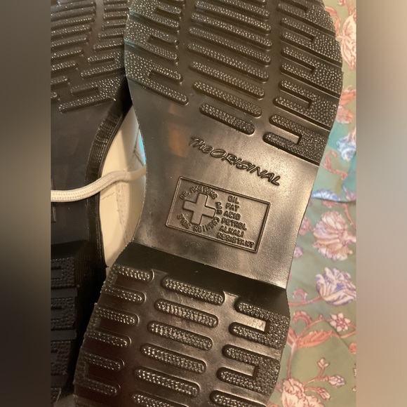 NWT Dr. Martens 1461 Women's Bow Smooth Leather Oxford Shoe White - Picture 12 of 13